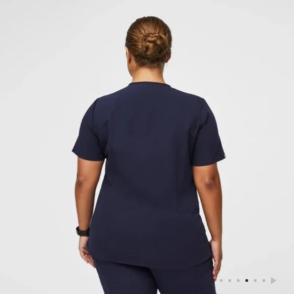 Figs Casma Three-Pocket Navy Blue V-Neck Scrub Top Sz Large - Picture 2 of 8